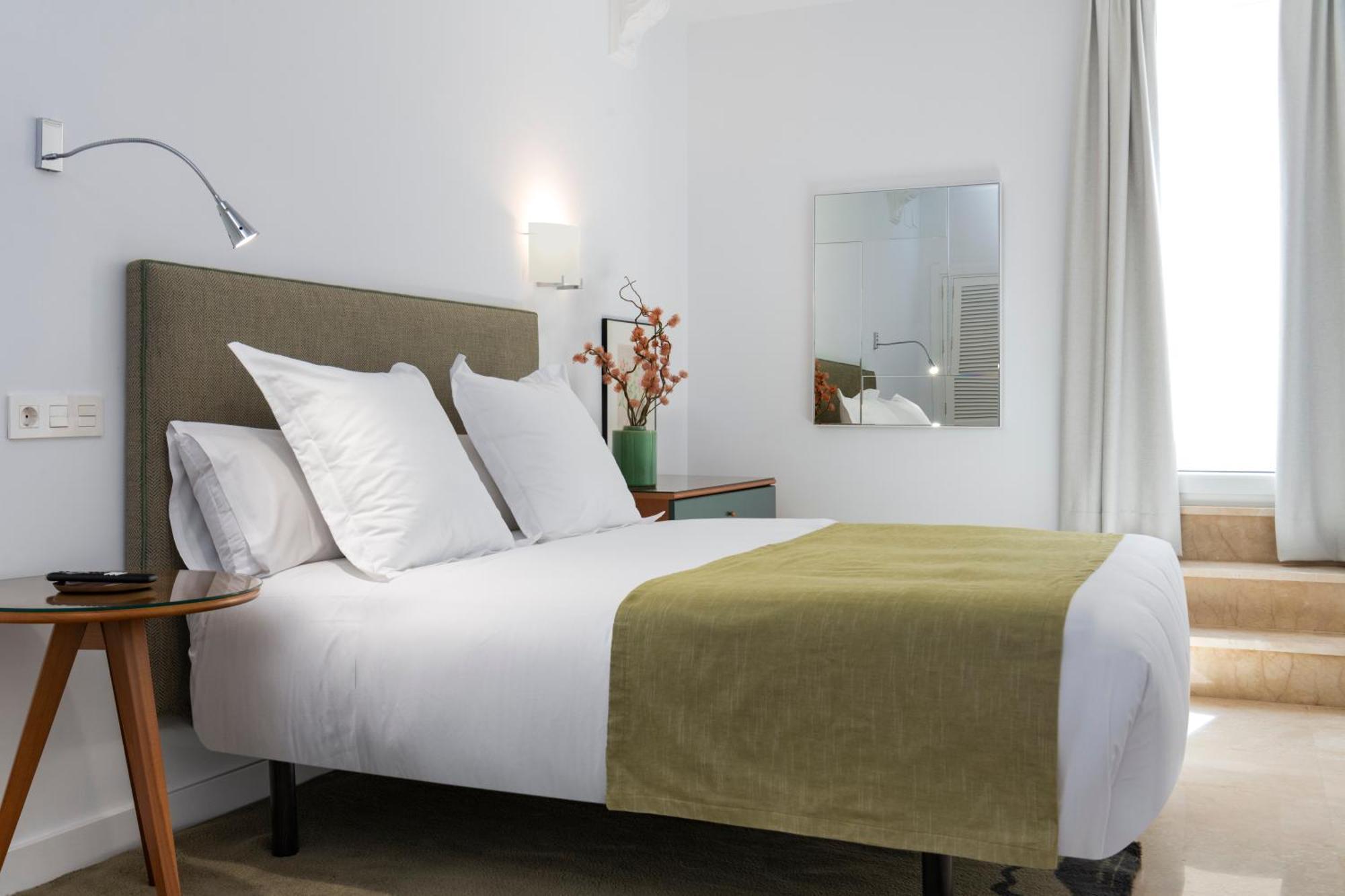 Appartement Estrella Giralda By Valcambre à Séville Extérieur photo
